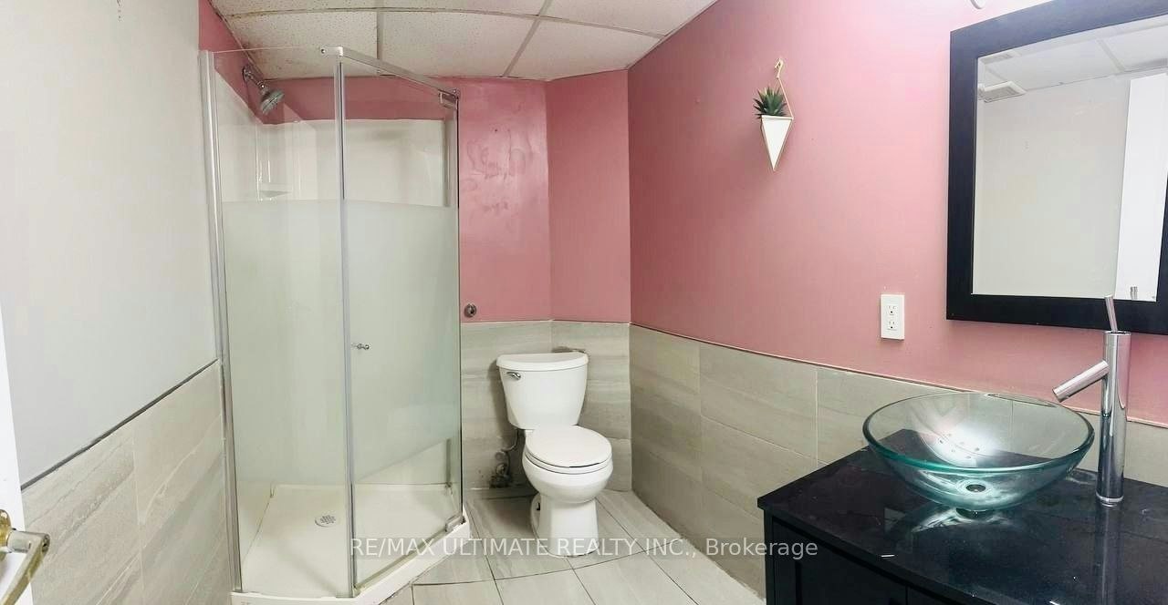 7 Grand River Court, Brampton, ON, L6S 2J8 - 14