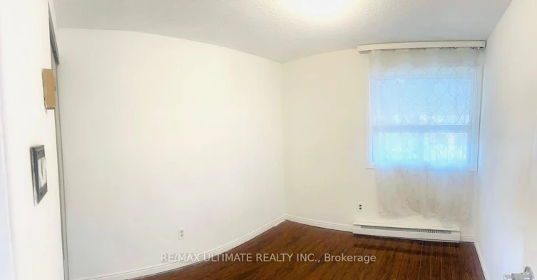 7 Grand River Court, Brampton, ON, L6S 2J8 - 8