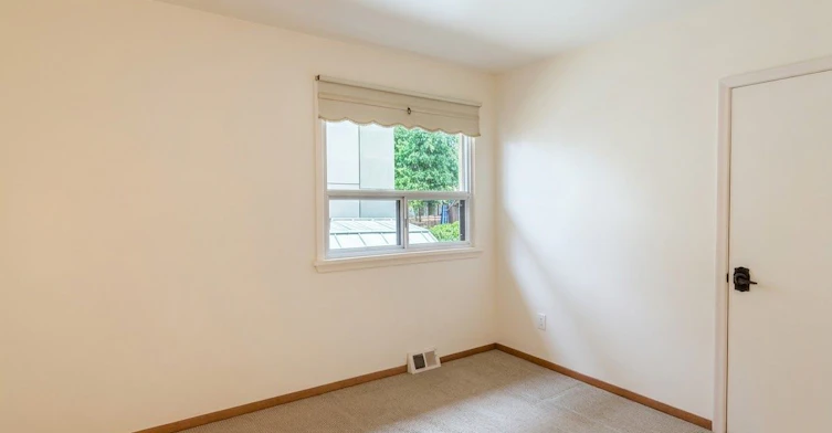 31 Cheshire Drive, Toronto, ON, M9B 2N7 - 6