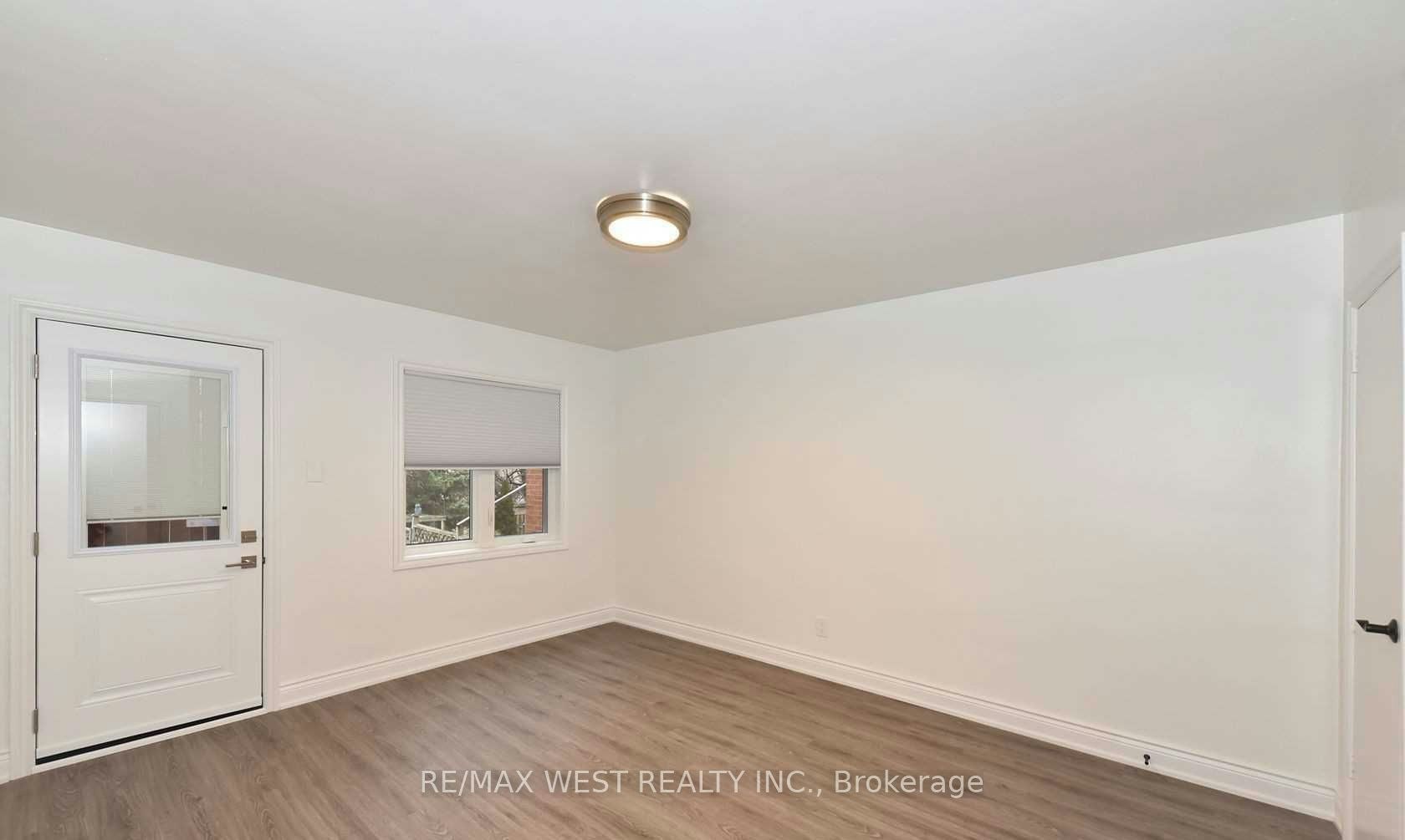 Main-168 Strathnairn Avenue, Toronto, ON, M2M 2G1 - 10