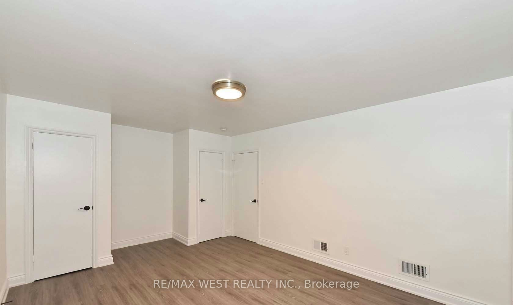 Main-168 Strathnairn Avenue, Toronto, ON, M2M 2G1 - 12