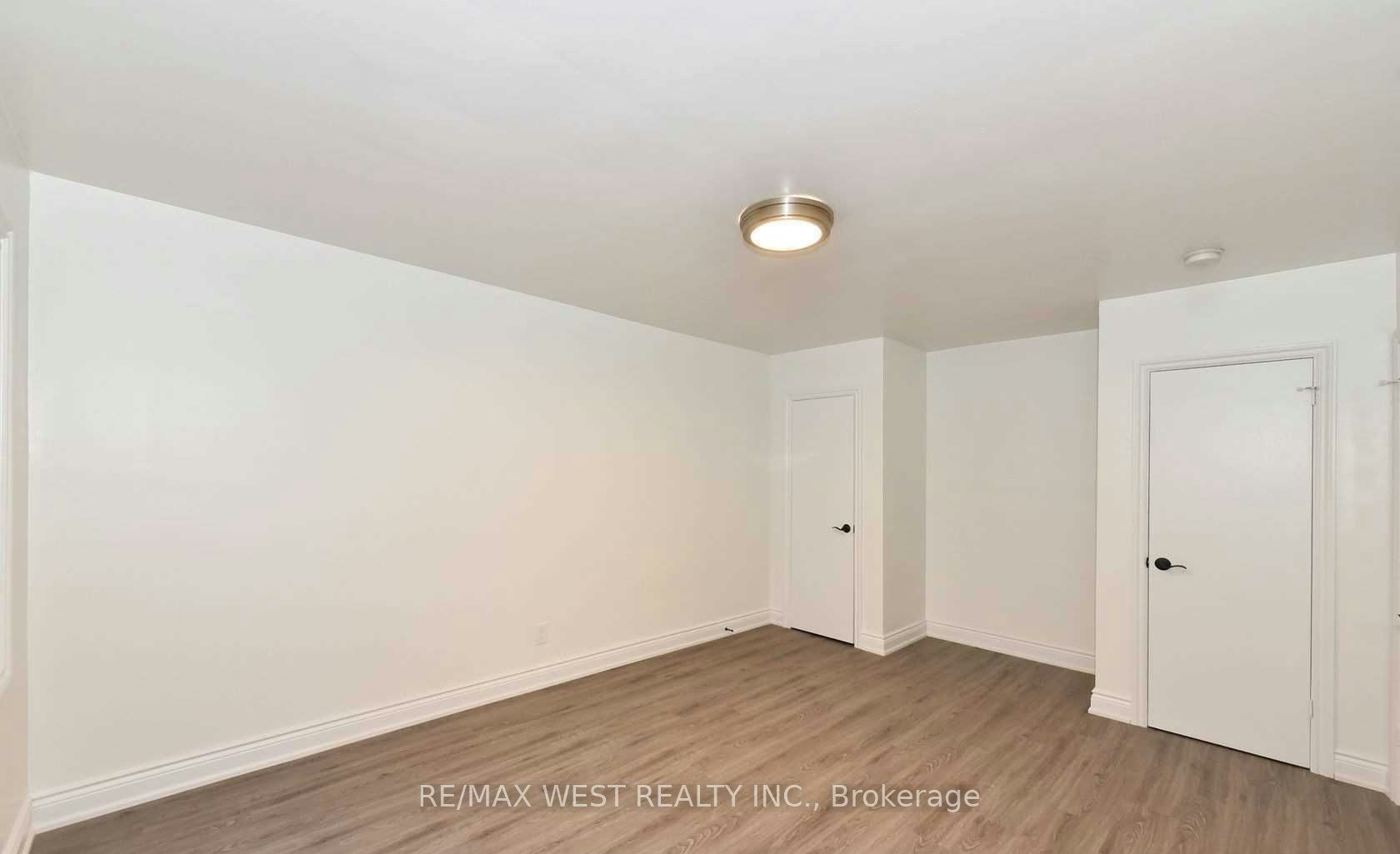 Main-168 Strathnairn Avenue, Toronto, ON, M2M 2G1 - 11