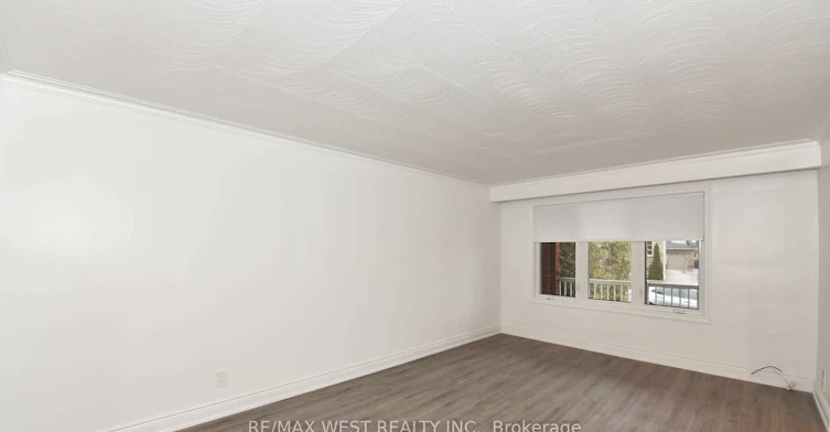 Main-168 Strathnairn Avenue, Toronto, ON, M2M 2G1 - 5