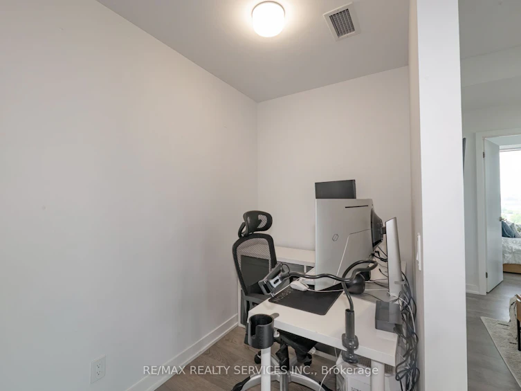 1616-1926 Lake Shore Boulevard W, Toronto, ON, M6S 1A1 - 18