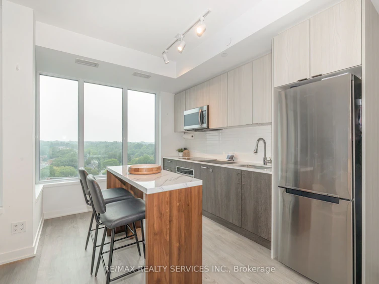 1616-1926 Lake Shore Boulevard W, Toronto, ON, M6S 1A1 - 9