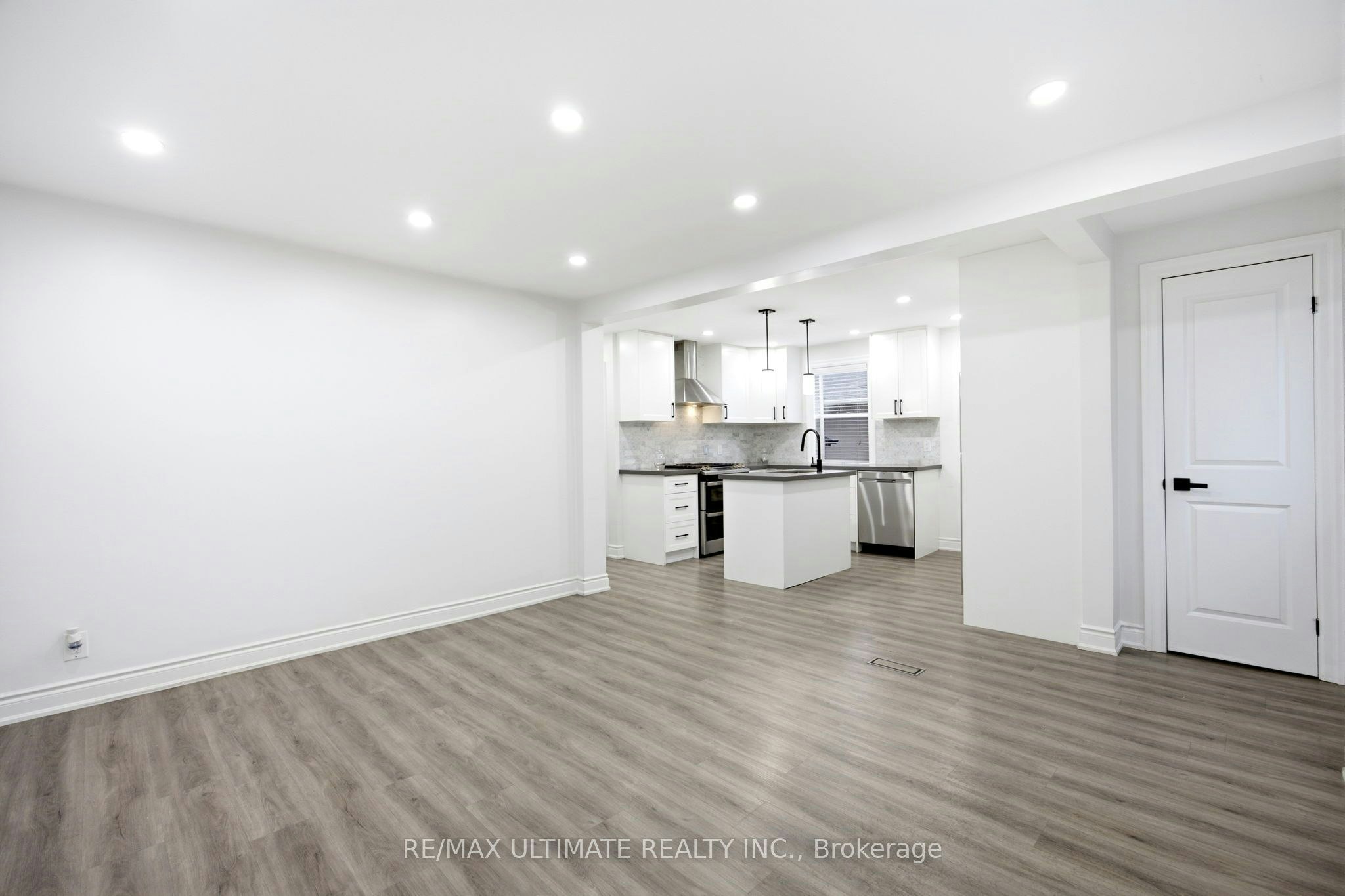 355 Culford Road, Toronto, ON, M6L 2V8 - 22