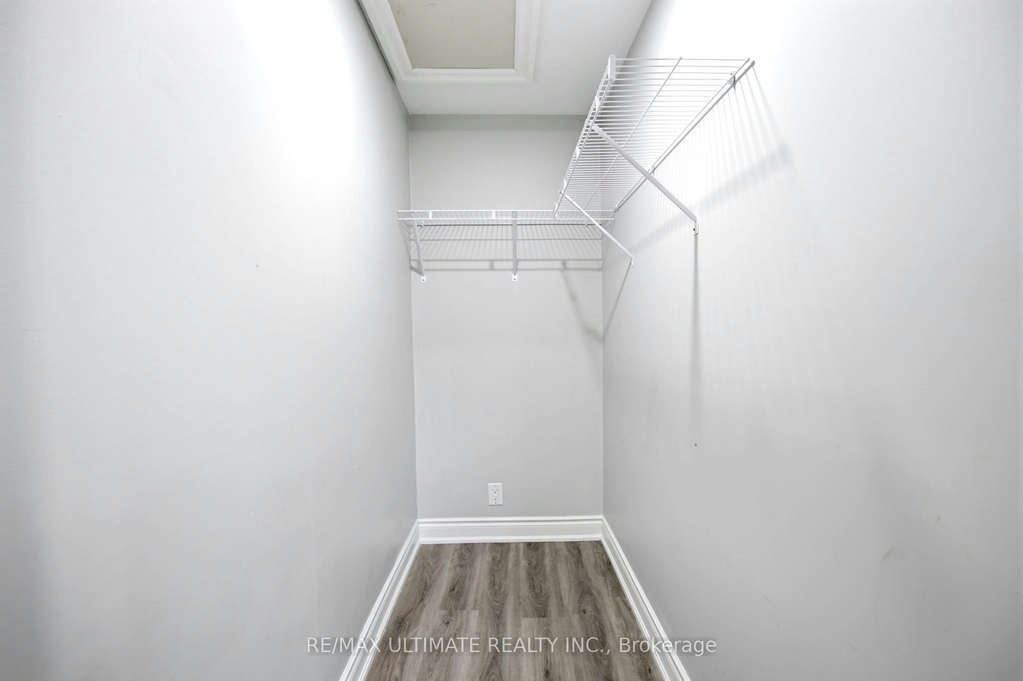 355 Culford Road, Toronto, ON, M6L 2V8 - 32