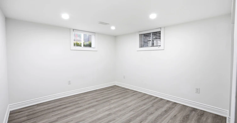 355 Culford Road, Toronto, ON, M6L 2V8 - 5