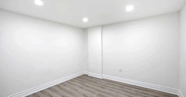 355 Culford Road, Toronto, ON, M6L 2V8 - 6