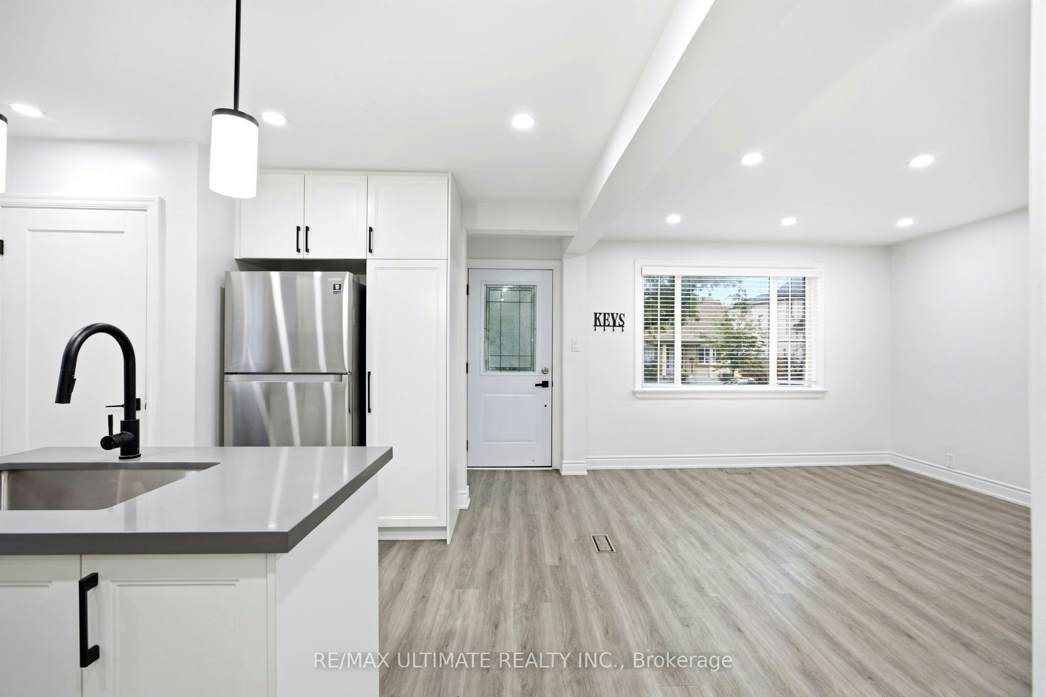 355 Culford Road, Toronto, ON, M6L 2V8 - 23