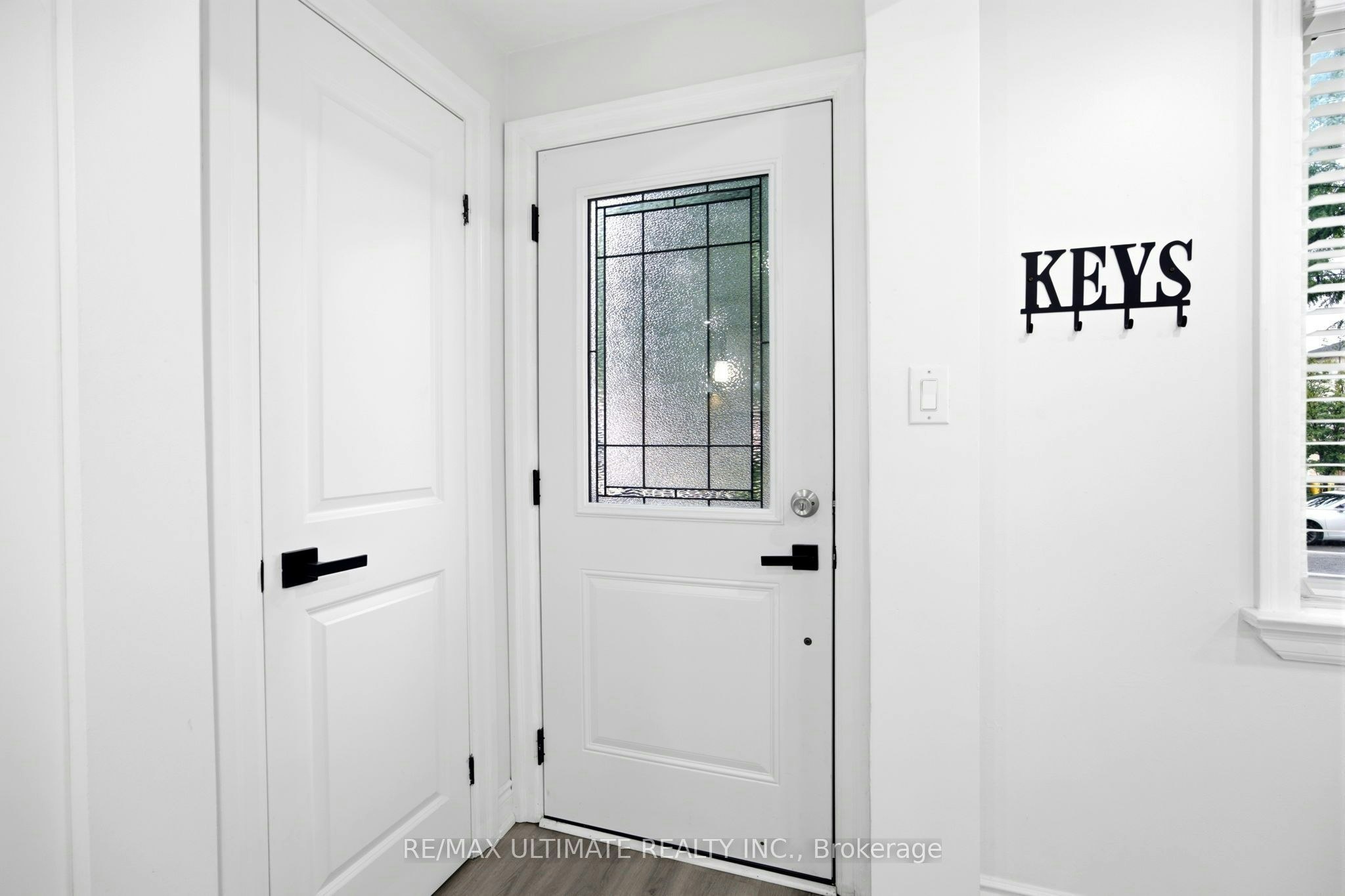 355 Culford Road, Toronto, ON, M6L 2V8 - 18