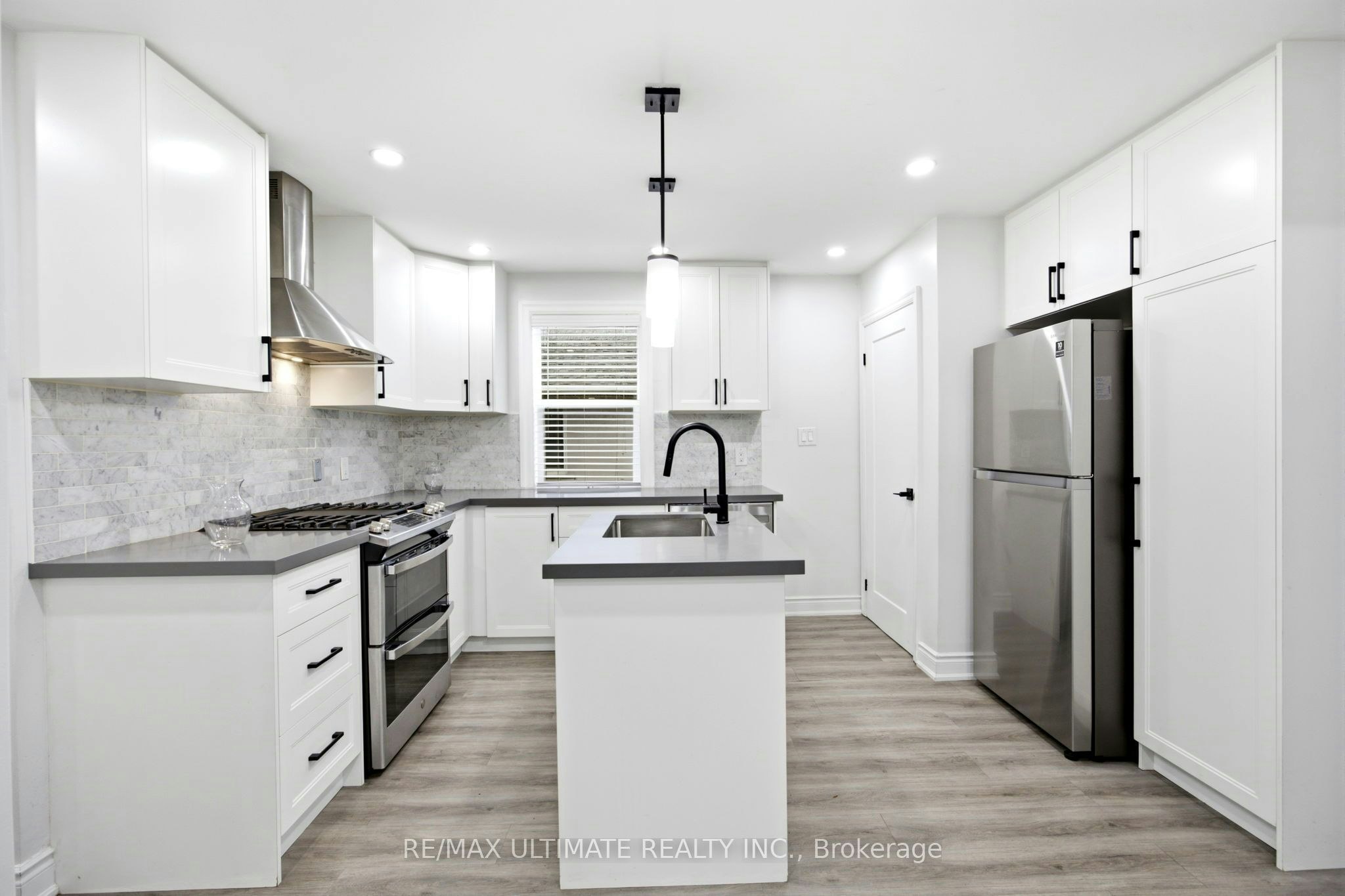 355 Culford Road, Toronto, ON, M6L 2V8 - 25