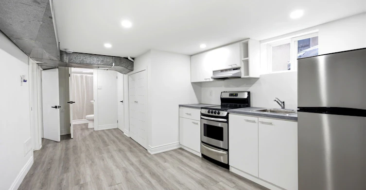 355 Culford Road, Toronto, ON, M6L 2V8 - 3