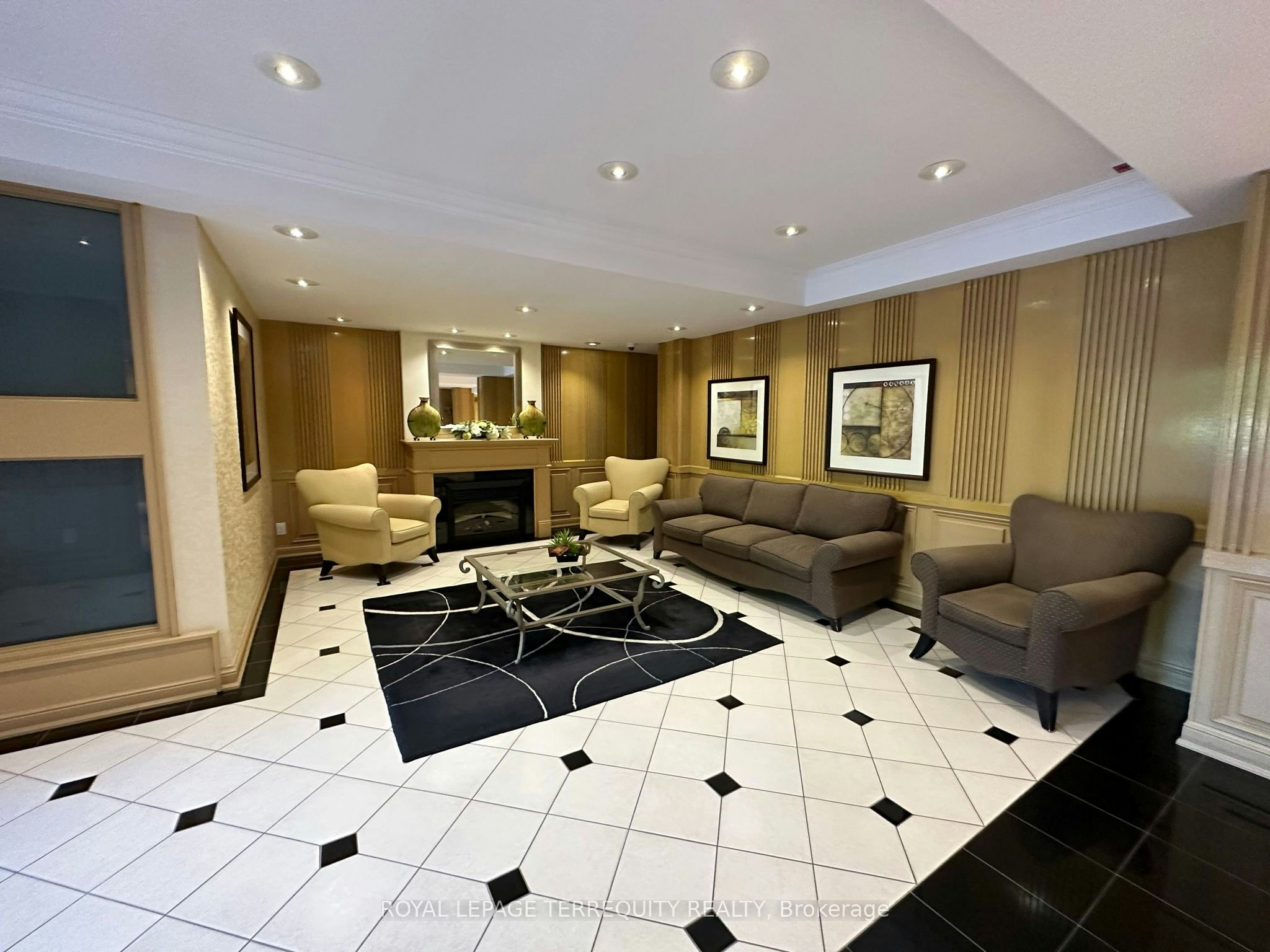 731-22 Southport Street, Toronto, ON, M6S 4Y9 - 6