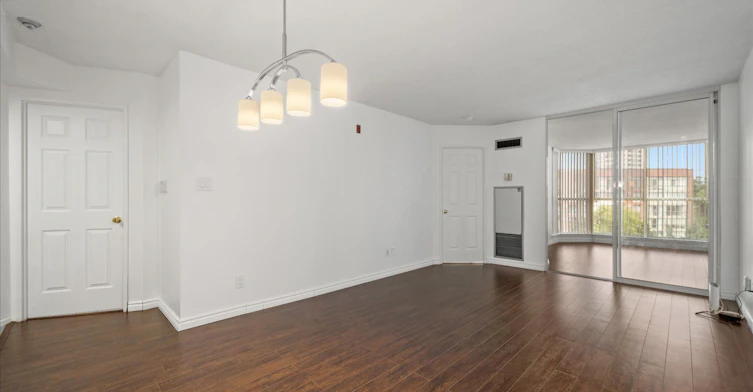731-22 Southport Street, Toronto, ON, M6S 4Y9 - 19