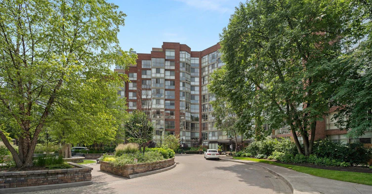 731-22 Southport Street, Toronto, ON, M6S 4Y9 - 3