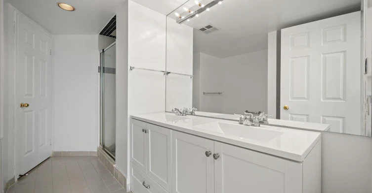 731-22 Southport Street, Toronto, ON, M6S 4Y9 - 25