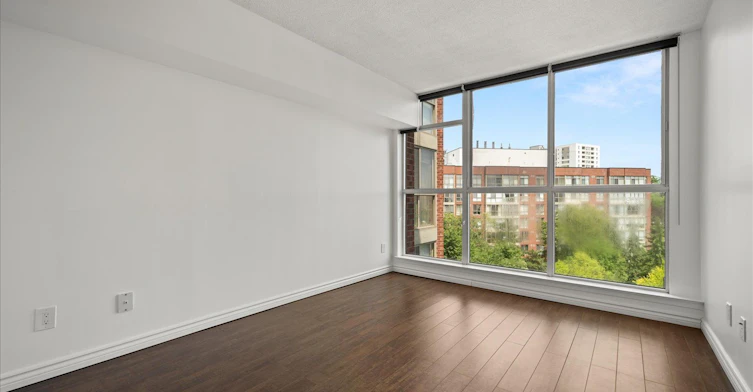 731-22 Southport Street, Toronto, ON, M6S 4Y9 - 23