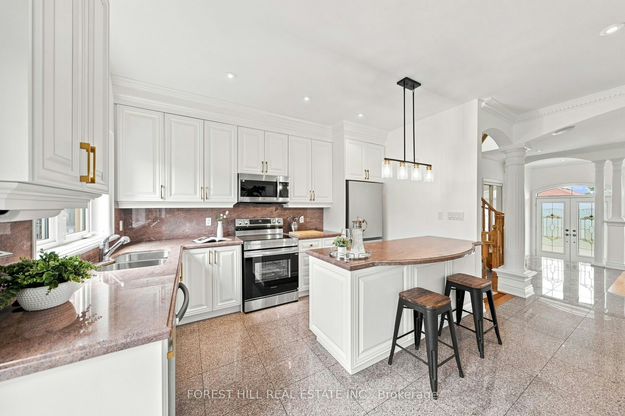 1006 Briar Hill Avenue, Toronto, ON, M6B 1M3
