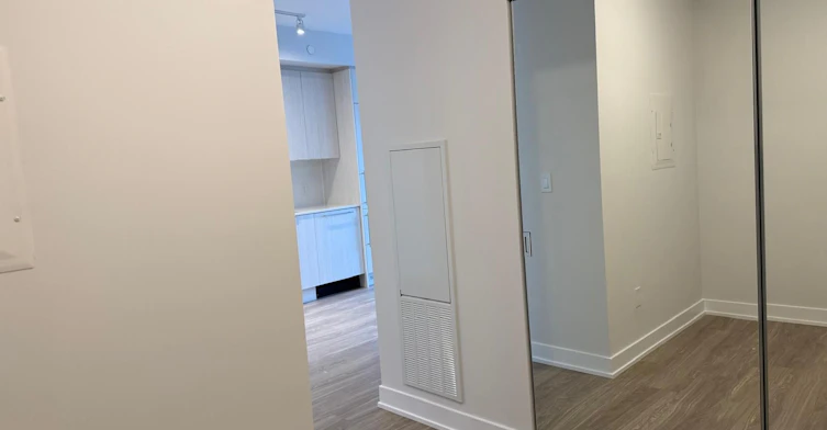 703-430 Square One Drive, Mississauga, ON, L5B 0L6 - 11