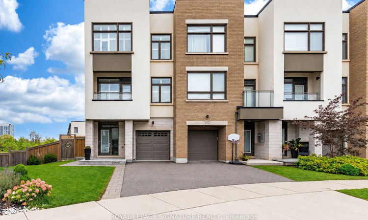 3121 Mintwood Circle
