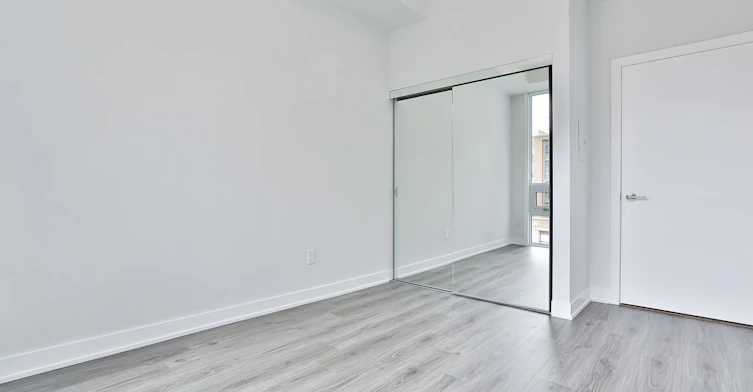 306-430 Square One Drive, Mississauga, ON, L5B 0L6 - 11