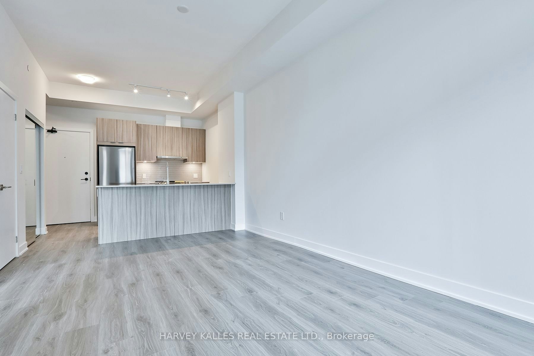 306-430 Square One Drive, Mississauga, ON, L5B 0L6 - 13