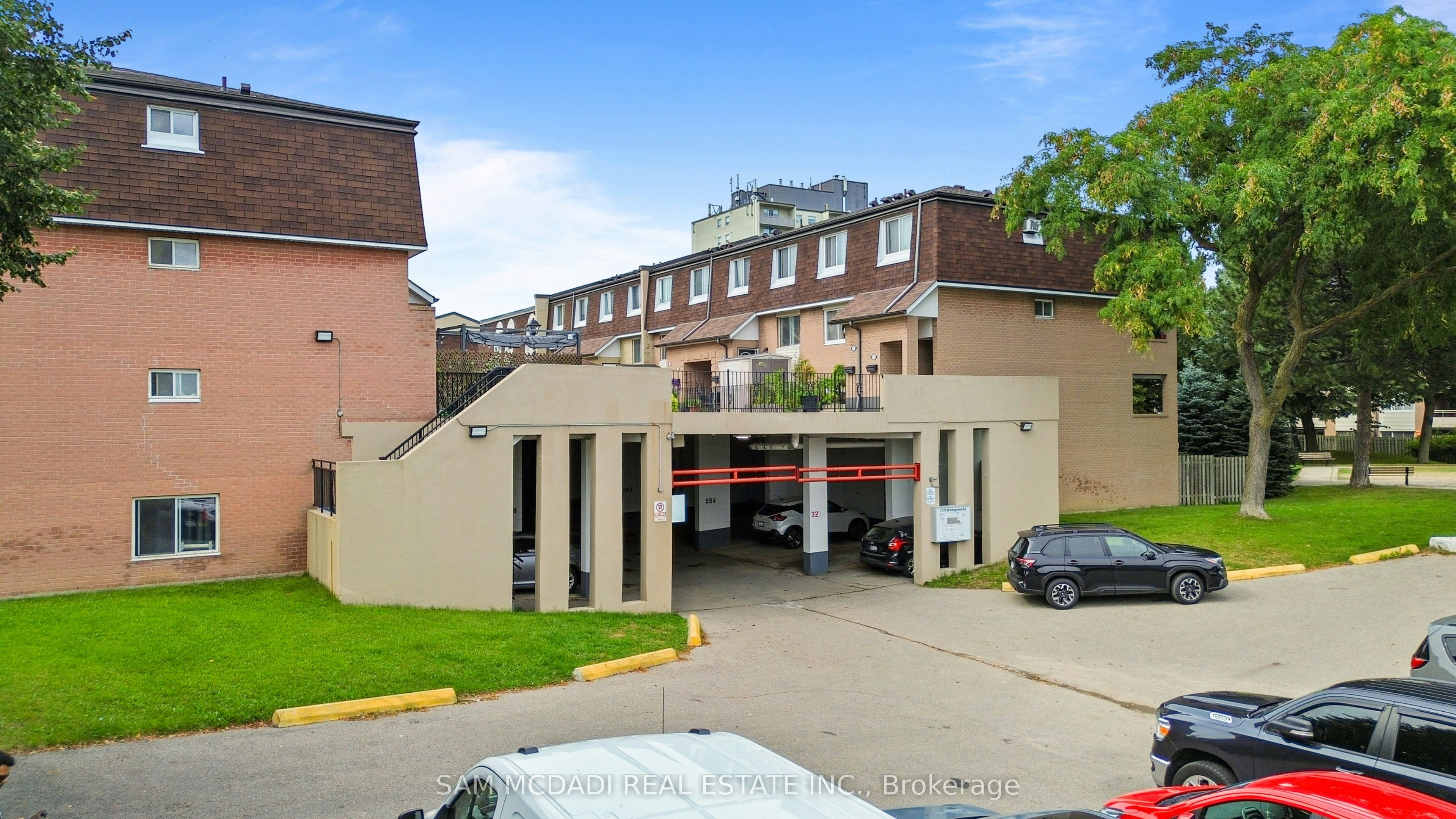 164-2170 Bromsgrove Road, Mississauga, ON, L5J 4J2