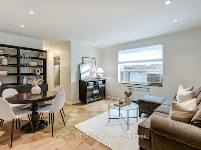 203-2000 Bloor Street W - 4
