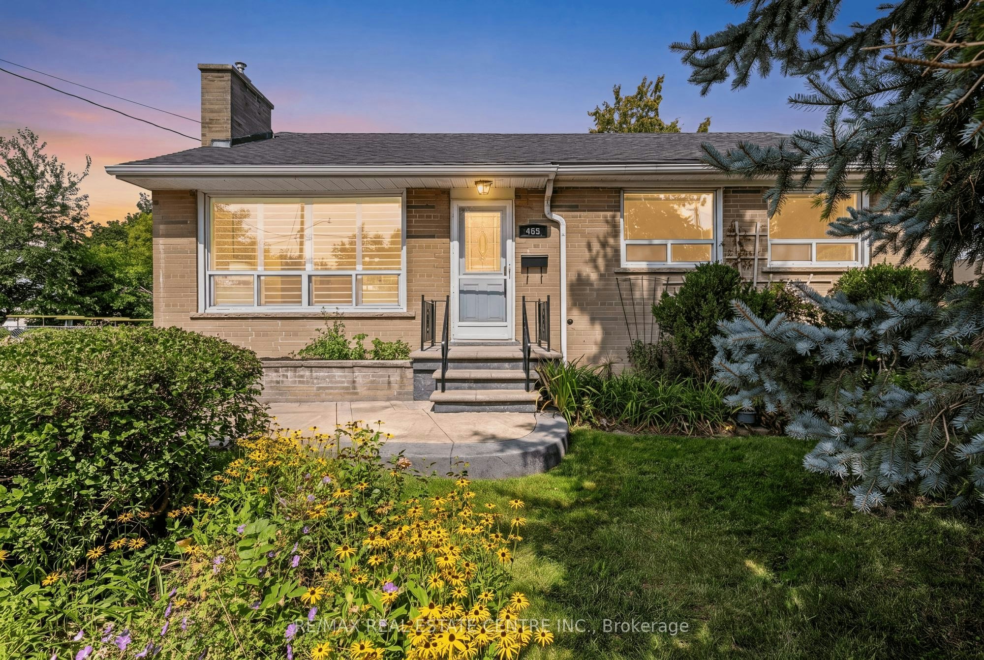 408 Kingsleigh Court, Milton, ON, L9T 1X7