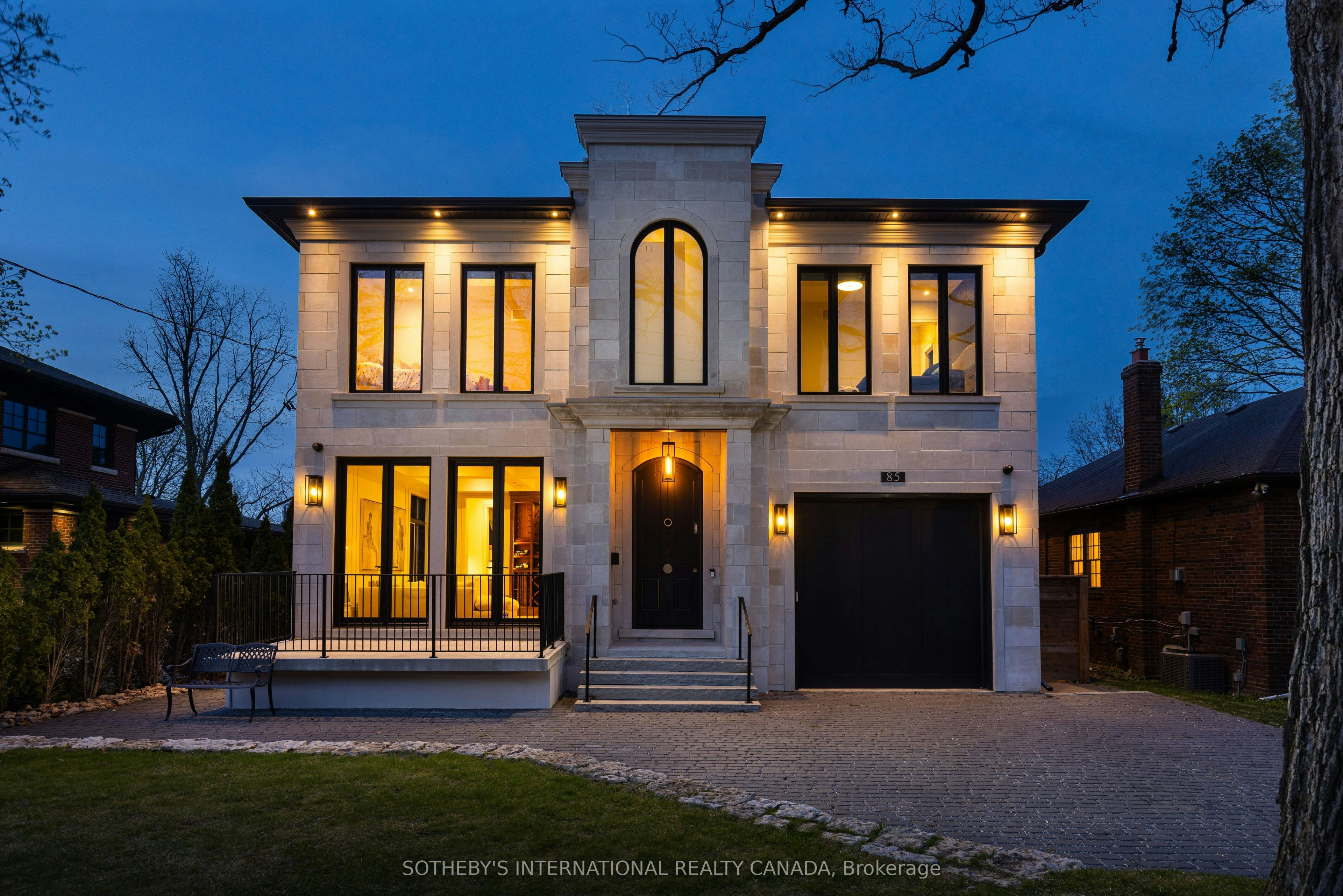 85 Kingsway Crescent, Toronto, ON, M8X 2R8