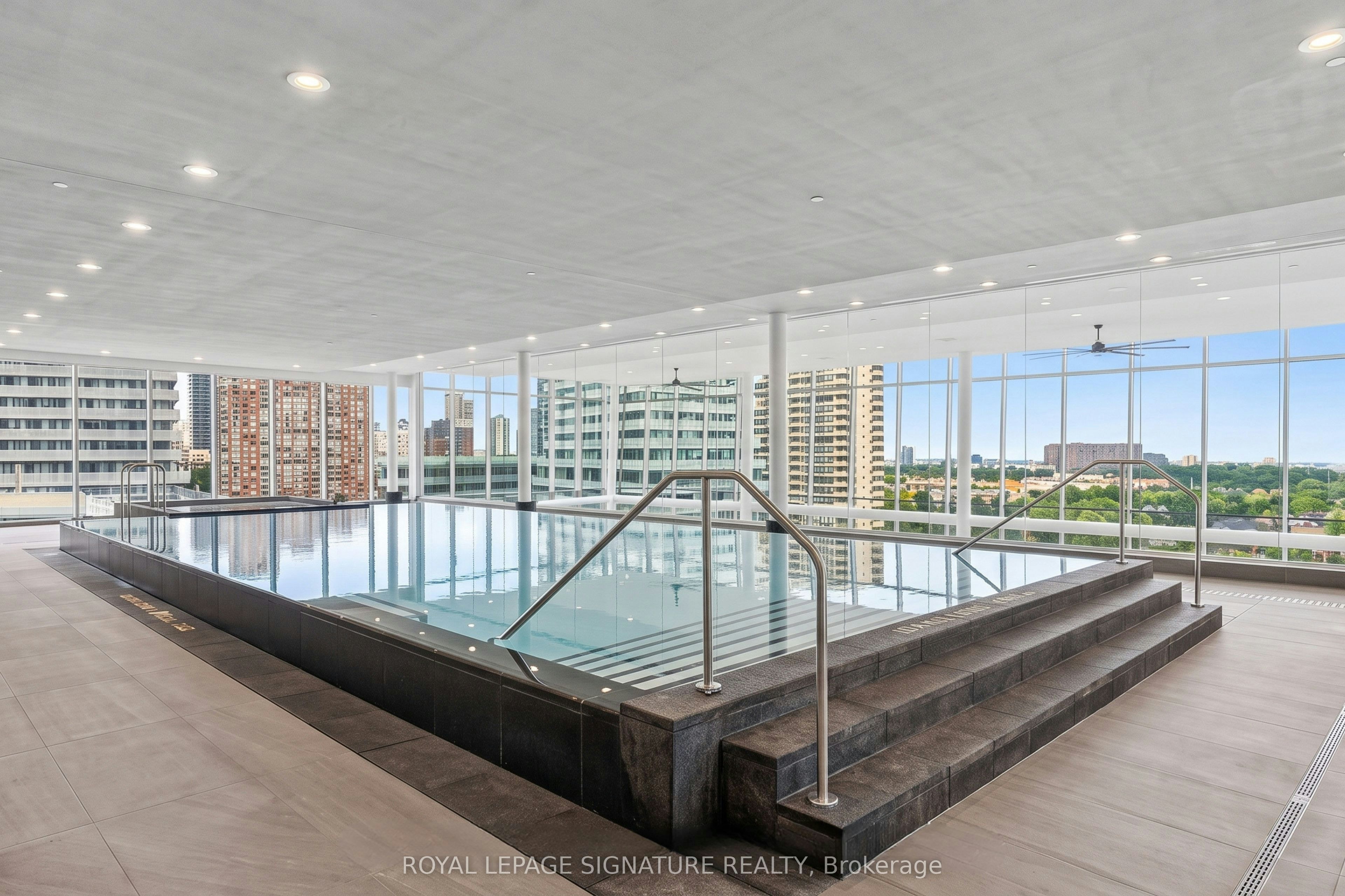 615-448 Burnhamthorpe Road W, Mississauga, ON, L5B 0R4 - 16