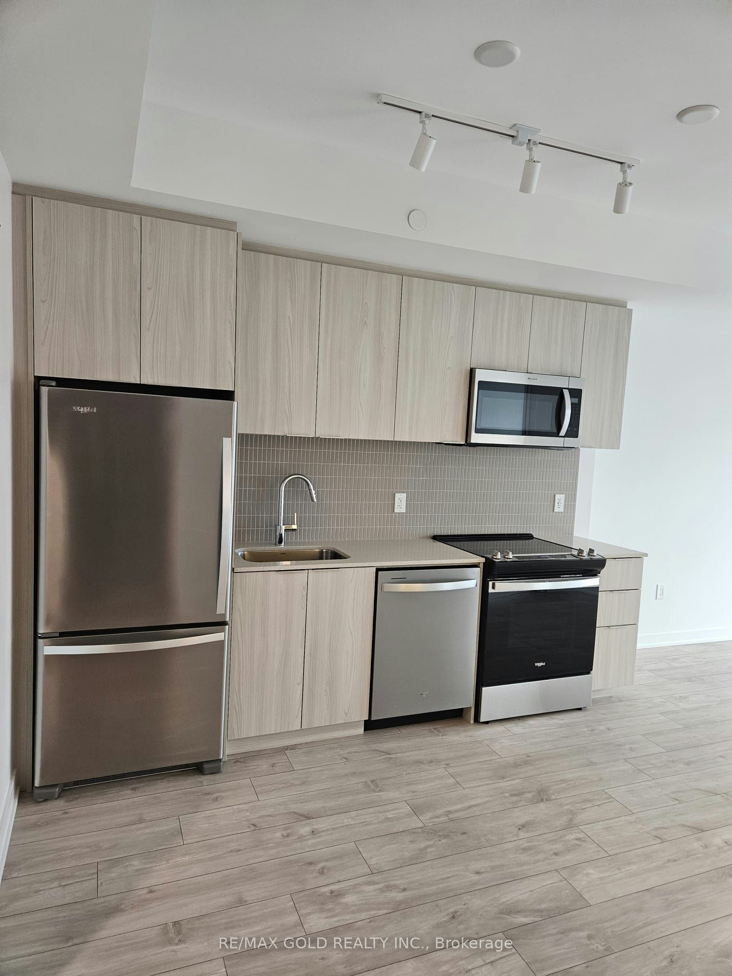 D504-720 Whitelock Avenue, Milton, ON, L9T 2X9 - 10
