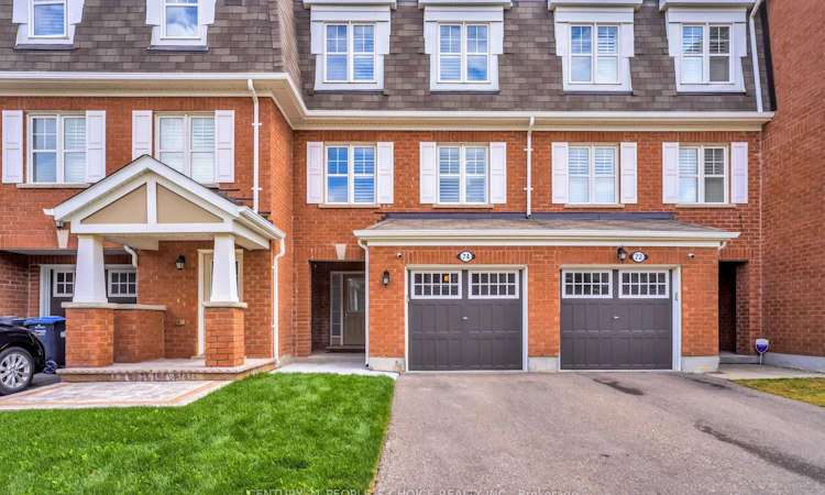 74 Metro Crescent