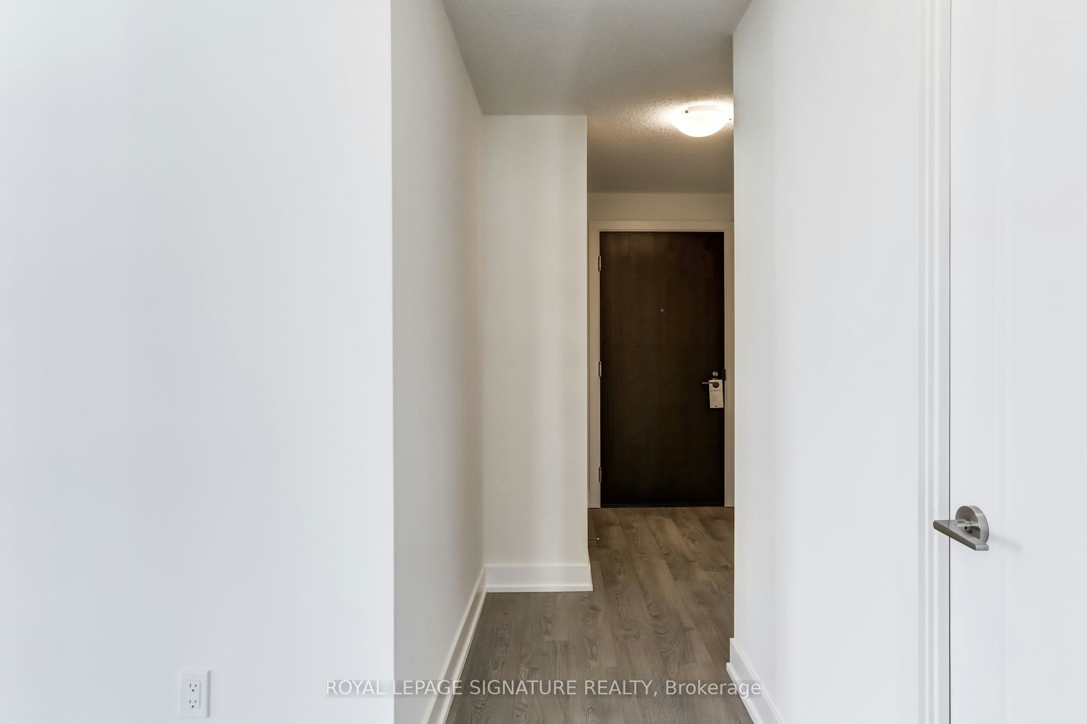 2822-9 Mabelle Avenue, Toronto, ON, M9A 0E1 - 3