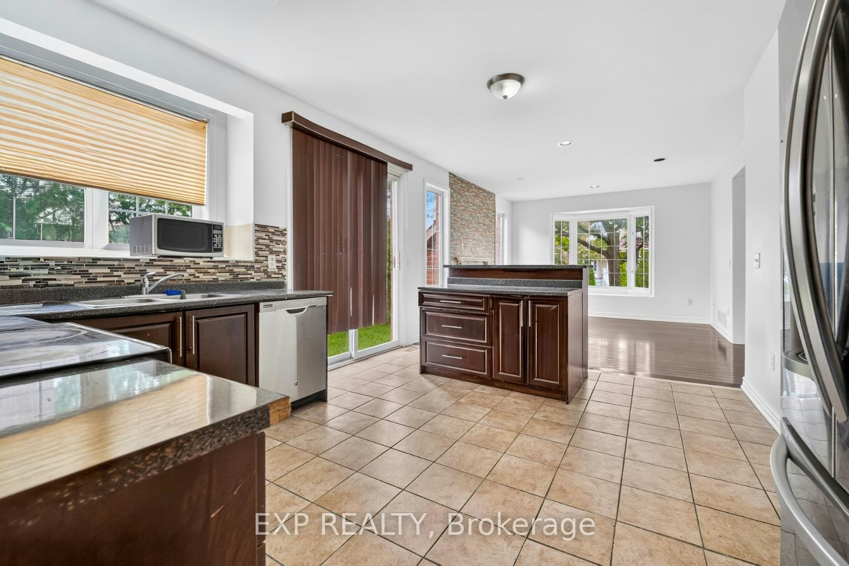 34 Cogswell Crescent N, Brampton, ON, L6P 1A4 - 13