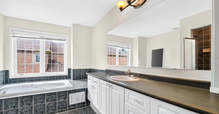 34 Cogswell Crescent N, Brampton, ON, L6P 1A4 - 27