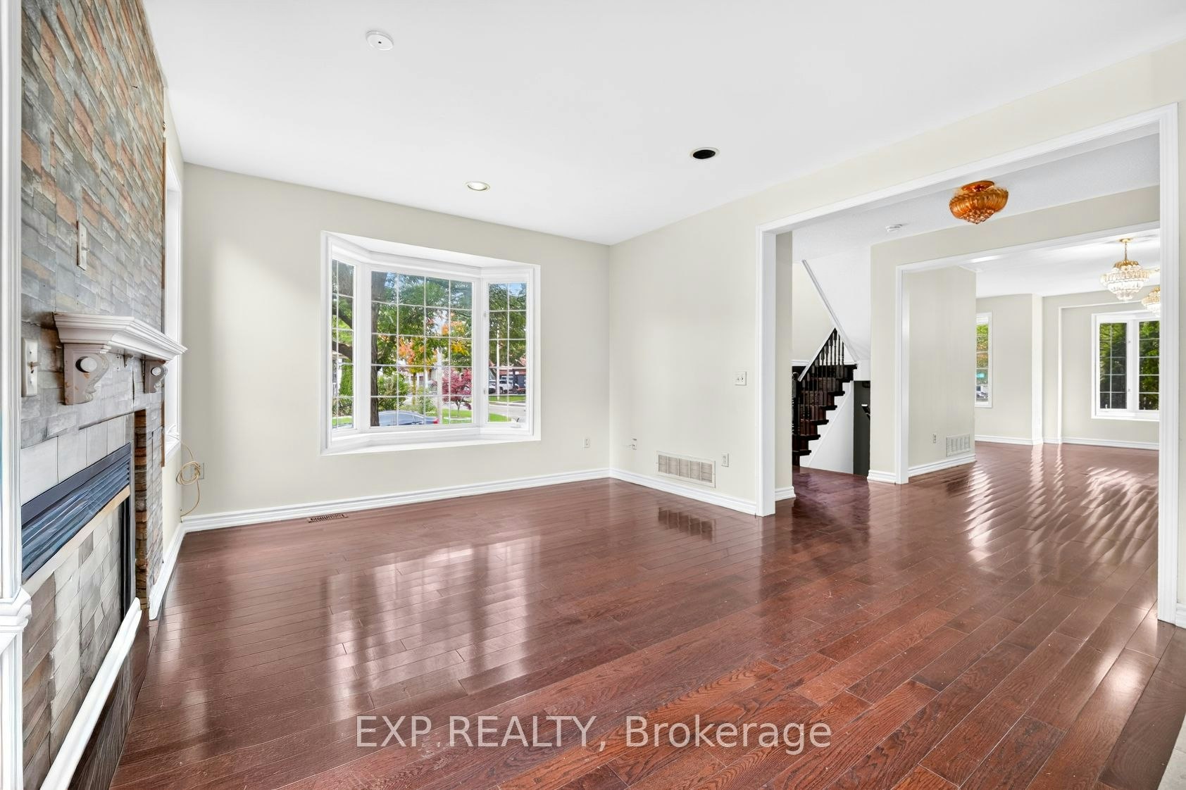 34 Cogswell Crescent N, Brampton, ON, L6P 1A4 - 9