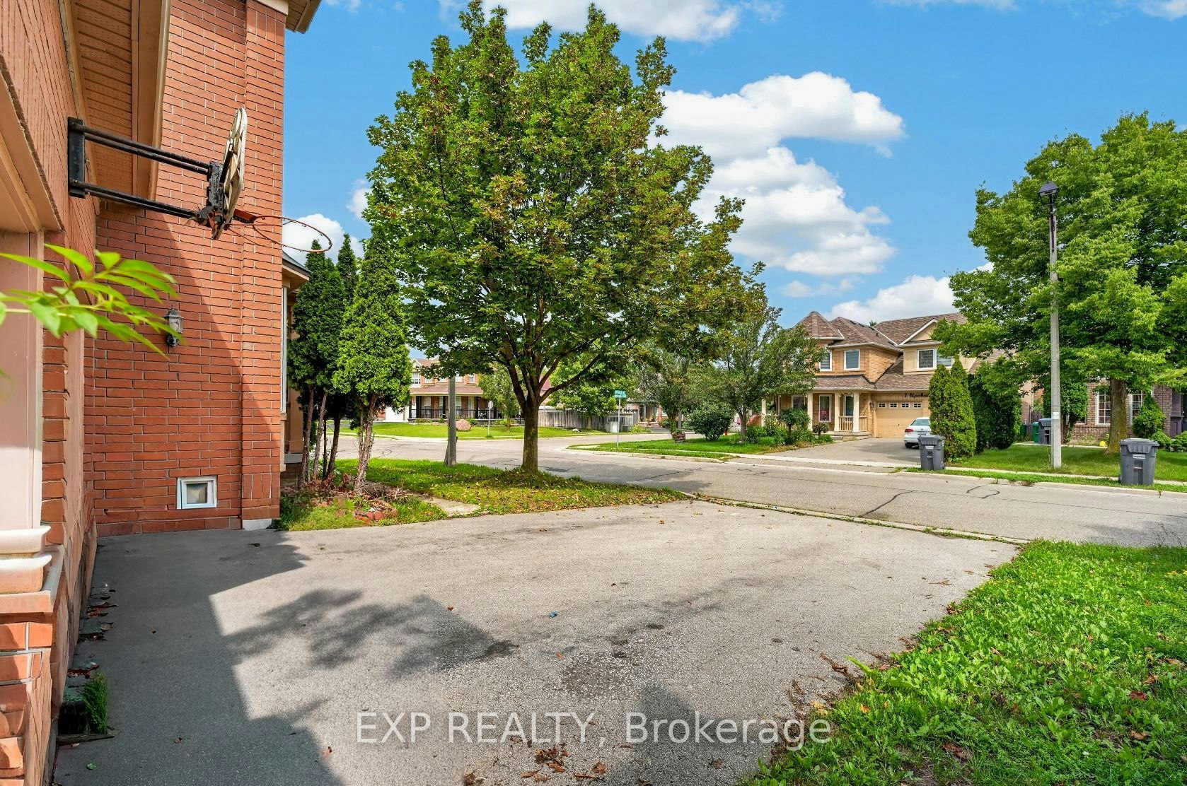 34 Cogswell Crescent N, Brampton, ON, L6P 1A4 - 41