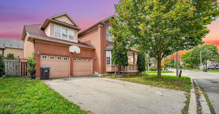 34 Cogswell Crescent N, Brampton, ON, L6P 1A4