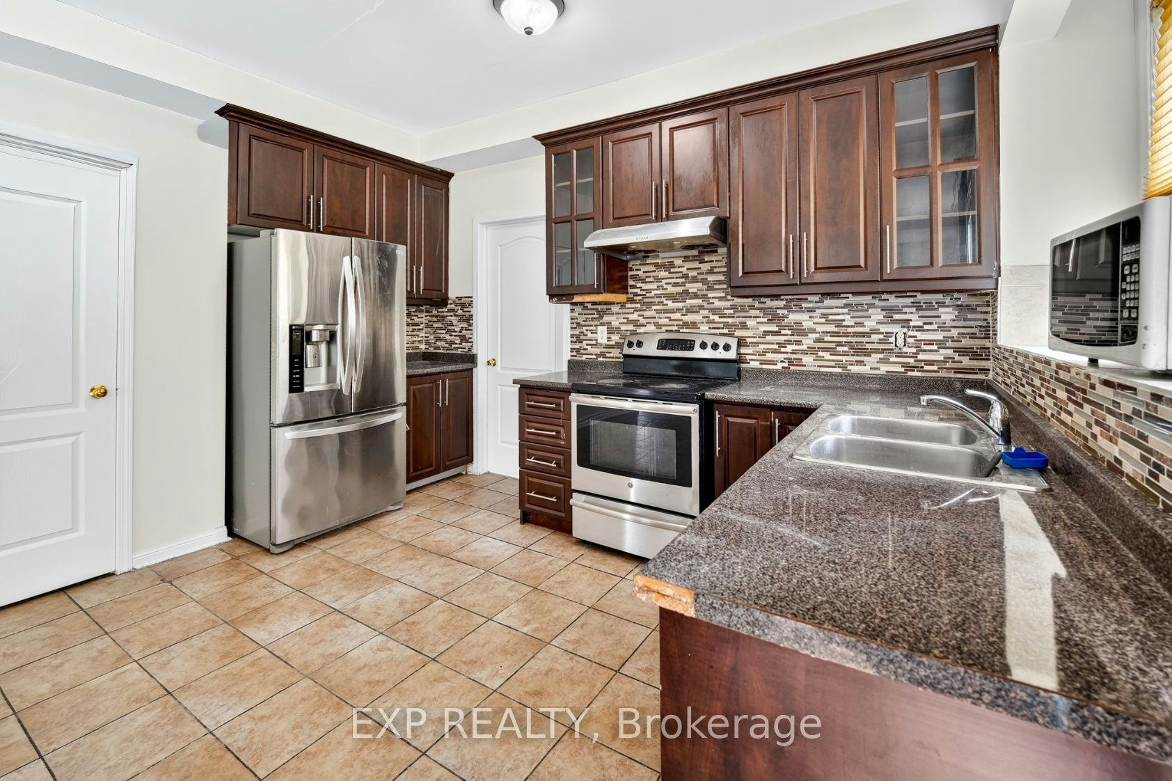 34 Cogswell Crescent N, Brampton, ON, L6P 1A4 - 12