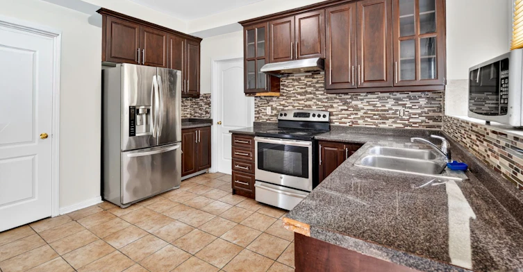 34 Cogswell Crescent N, Brampton, ON, L6P 1A4 - 12