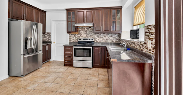 34 Cogswell Crescent N, Brampton, ON, L6P 1A4 - 11