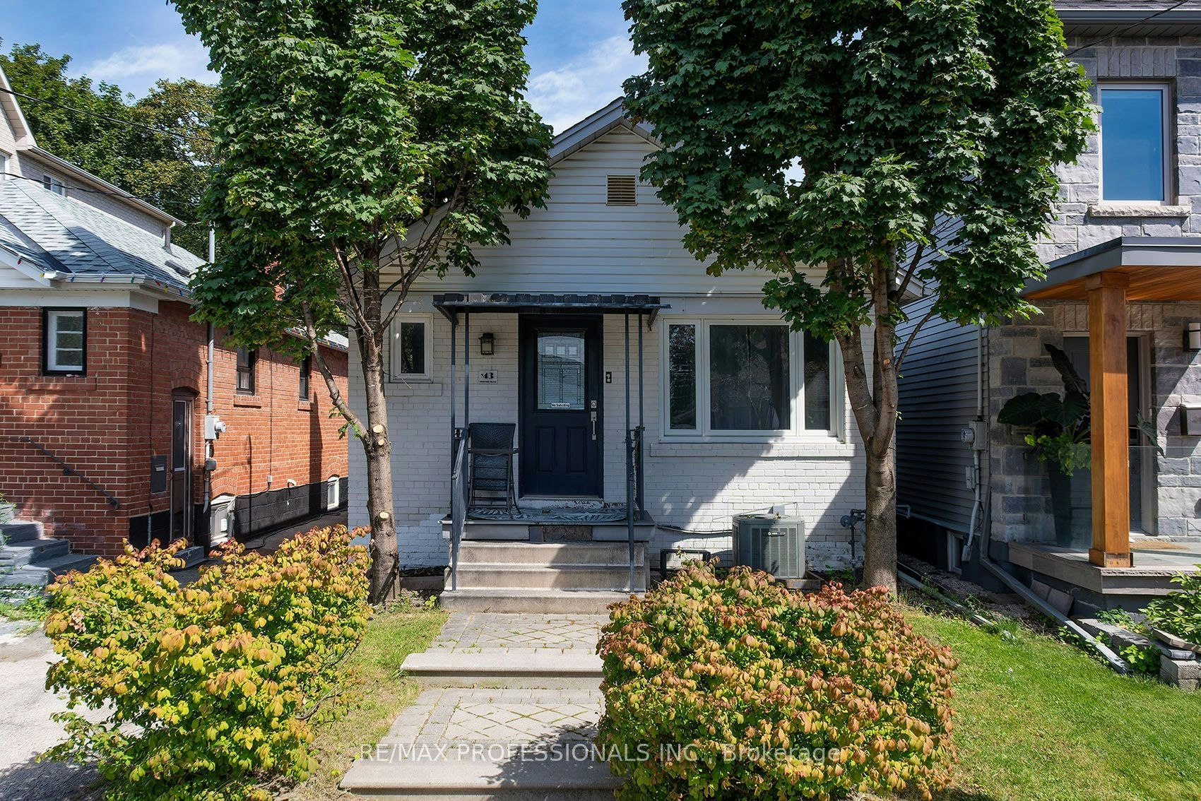 43 Fifteenth Street, Toronto, ON, M8V 3J3