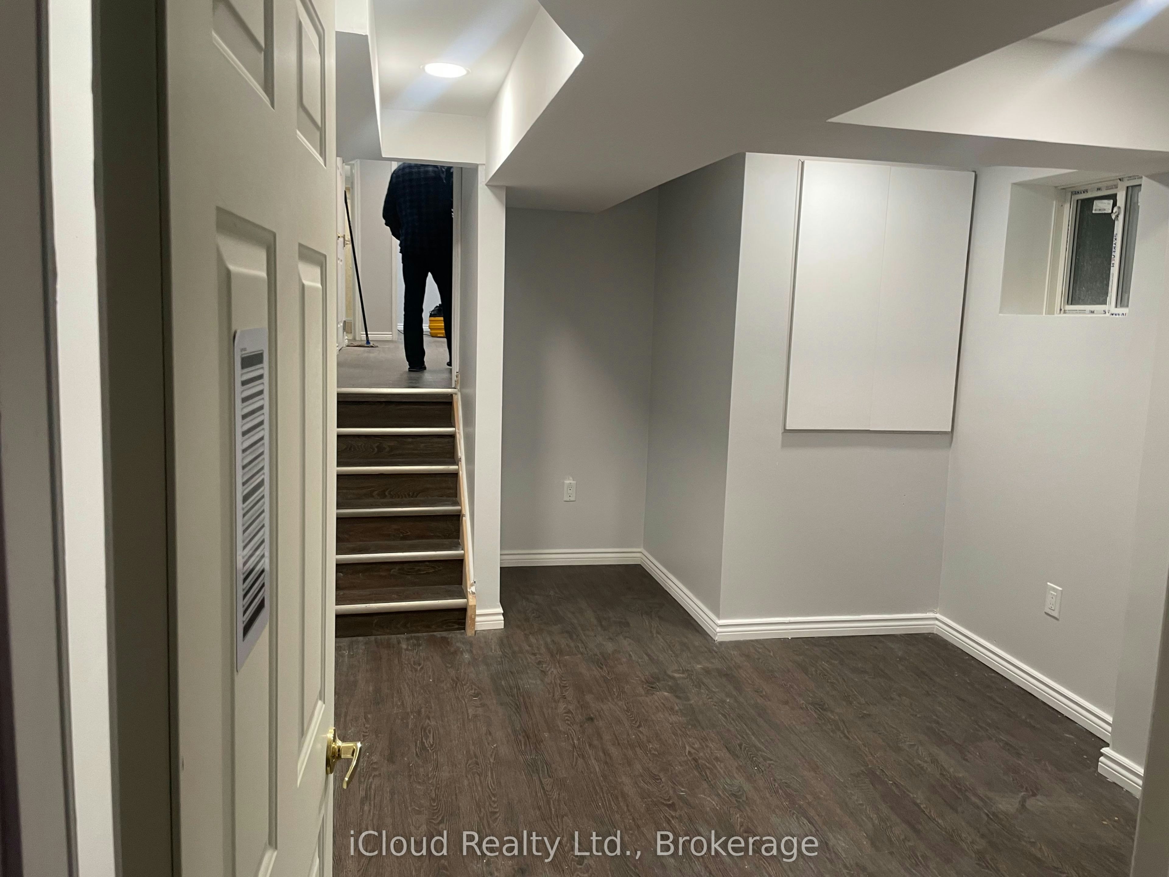BSMT-5673 Ethan Drive, Mississauga, ON, L5M 0V1 - 7