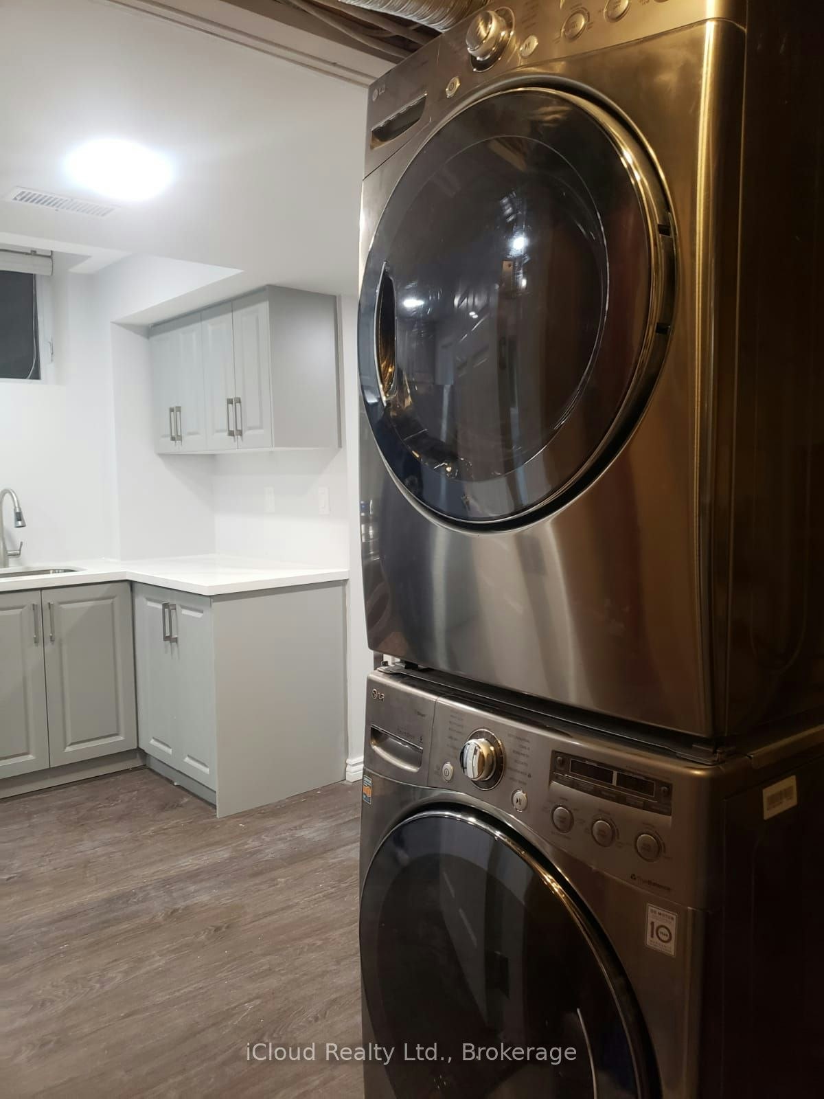 BSMT-5673 Ethan Drive, Mississauga, ON, L5M 0V1 - 16
