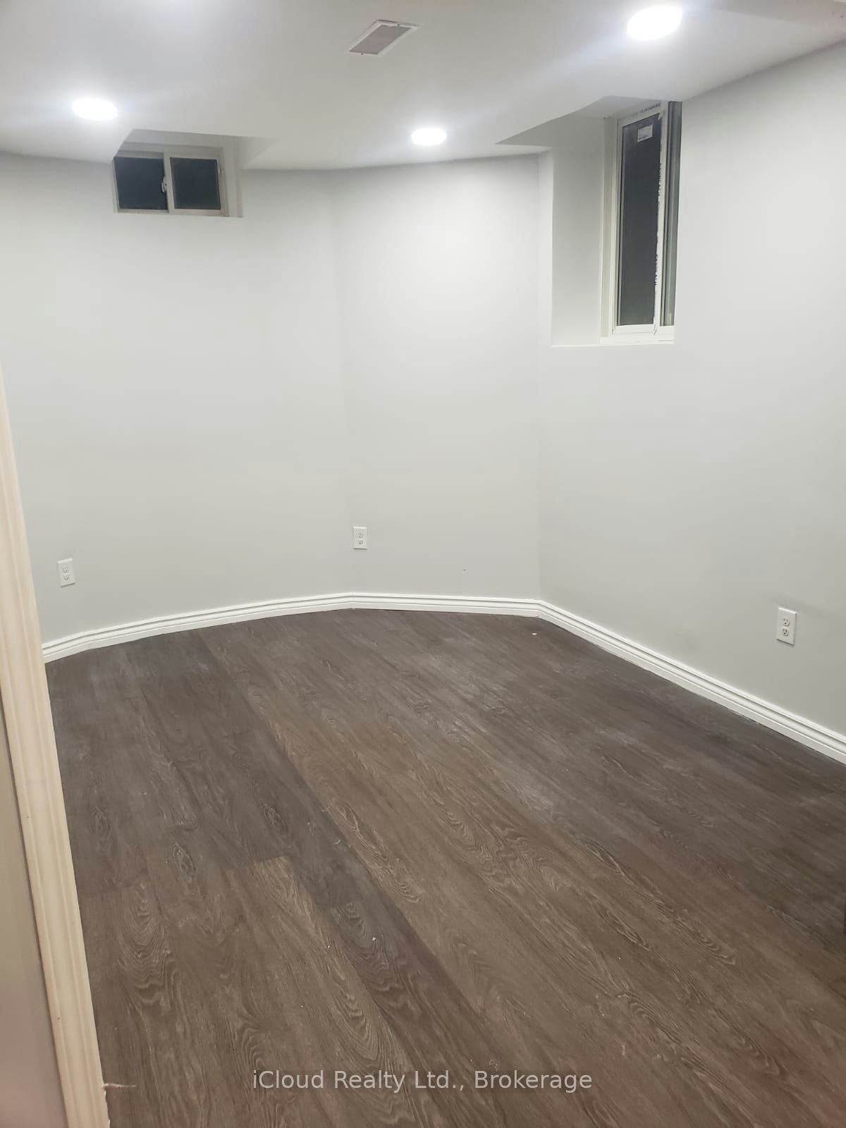 BSMT-5673 Ethan Drive, Mississauga, ON, L5M 0V1 - 8