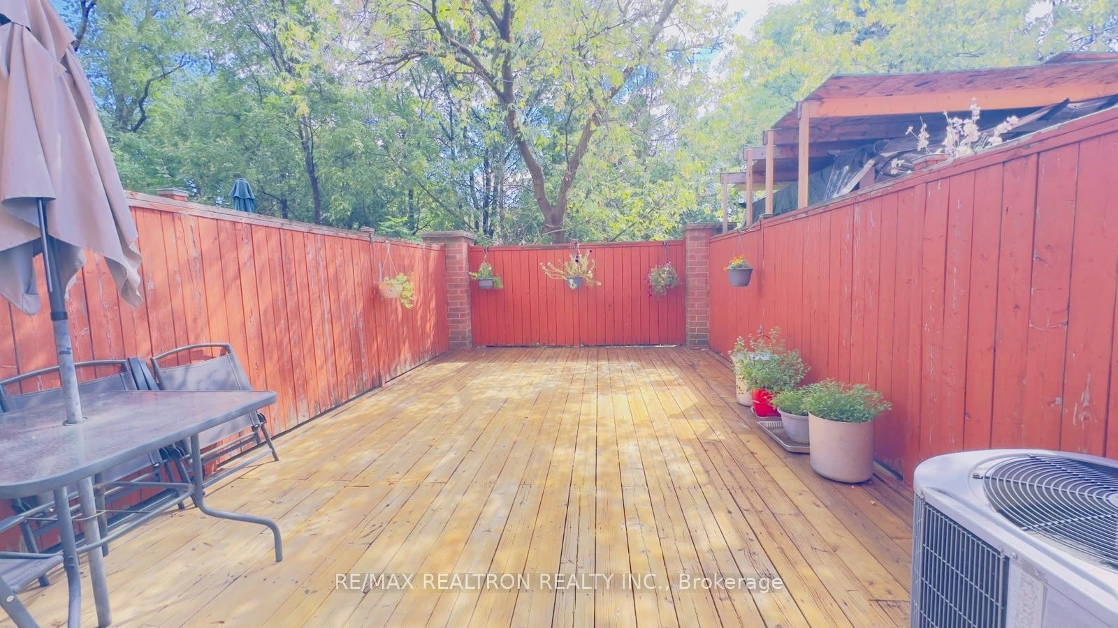 17D Hobden Place, Toronto, ON, M9R 3R6 - 19