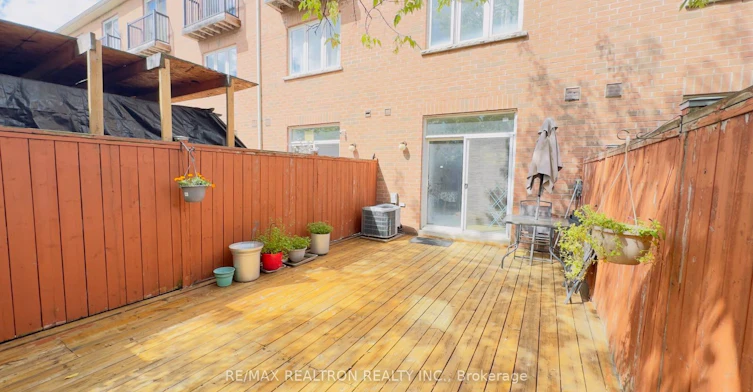 17D Hobden Place, Toronto, ON, M9R 3R6 - 20