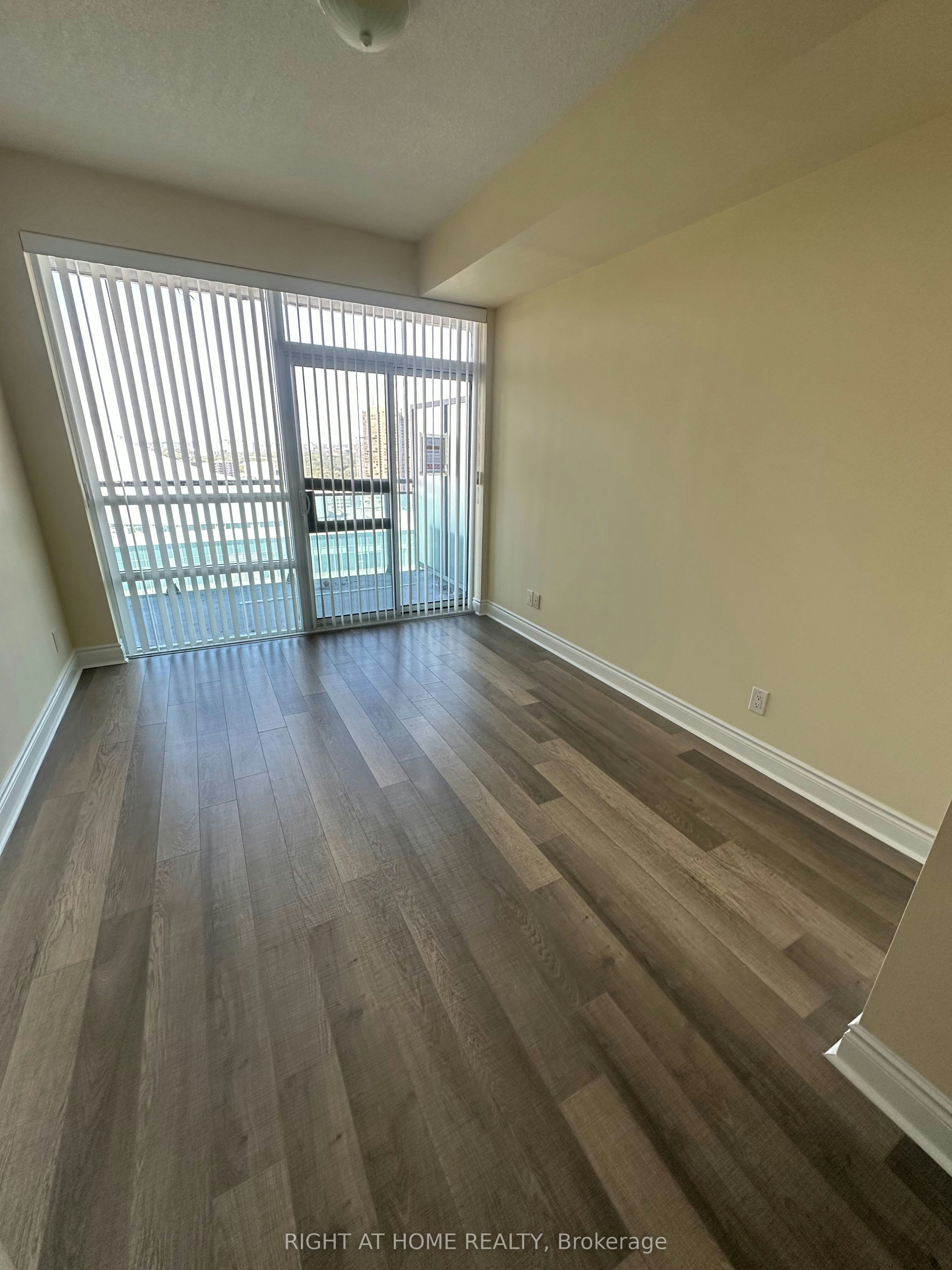 2904-16 Brookers Lane, Toronto, ON, M8V 0A5 - 5